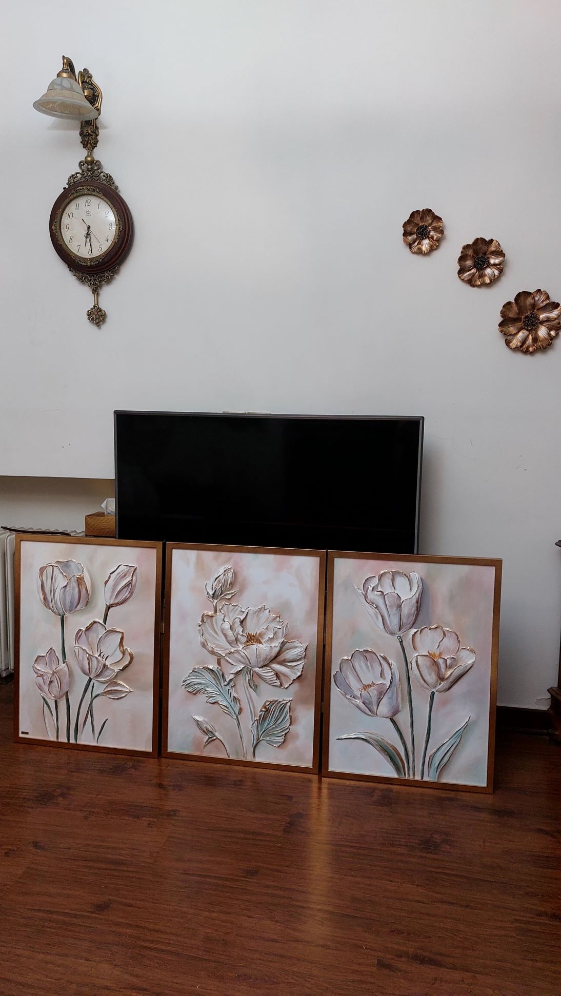 Decorative paint